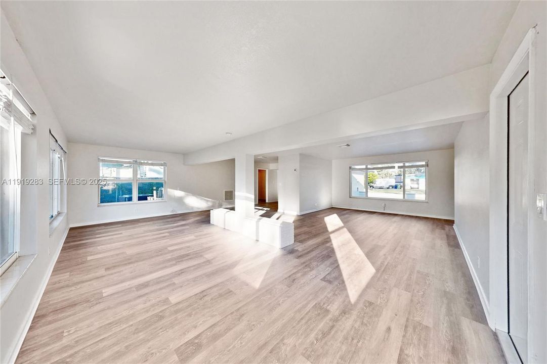 На продажу: $485,000 (3 спален, 2 ванн, 1778 Квадратных фут)