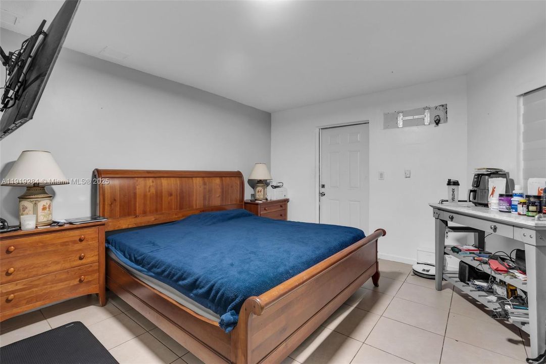 待售: $775,000 (3 贝兹, 2 浴室, 1931 平方英尺)