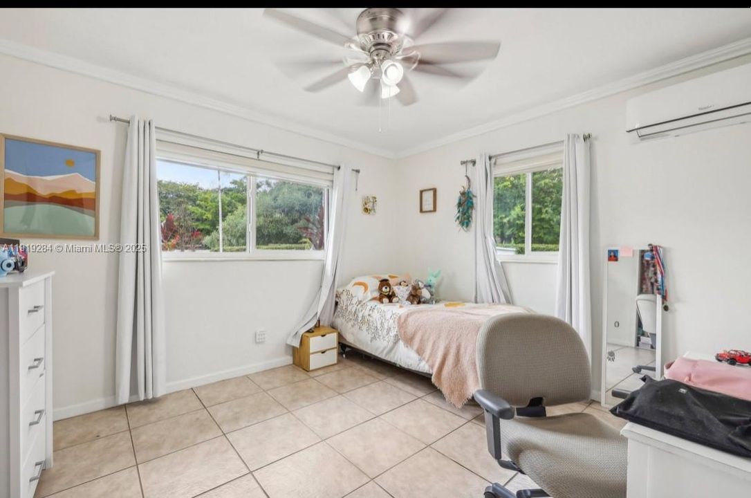 待售: $775,000 (3 贝兹, 2 浴室, 1931 平方英尺)