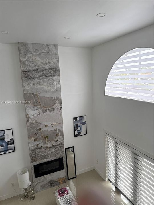 For Rent: $4,499 (3 beds, 2 baths, 1903 Square Feet)