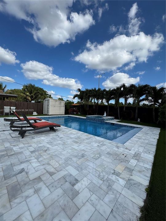 For Rent: $4,499 (3 beds, 2 baths, 1903 Square Feet)