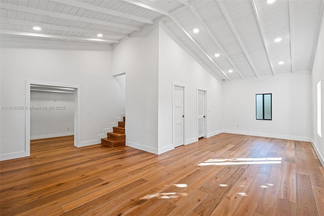 待售: $999,900 (3 贝兹, 3 浴室, 1673 平方英尺)