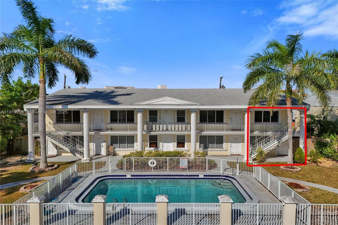 For Sale: $390,000 (2 beds, 1 baths, 1080 Square Feet)