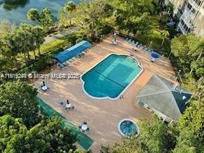 For Sale: $269,999 (2 beds, 2 baths, 1344 Square Feet)