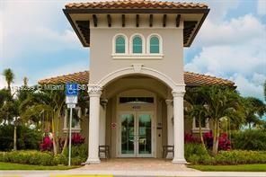 For Sale: $269,999 (2 beds, 2 baths, 1344 Square Feet)