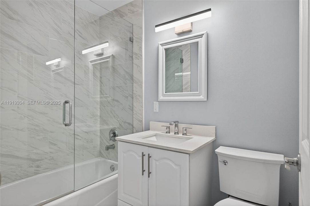 For Sale: $945,000 (3 beds, 2 baths, 1274 Square Feet)