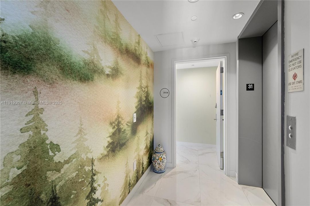 For Sale: $1,900,000 (3 beds, 3 baths, 1634 Square Feet)