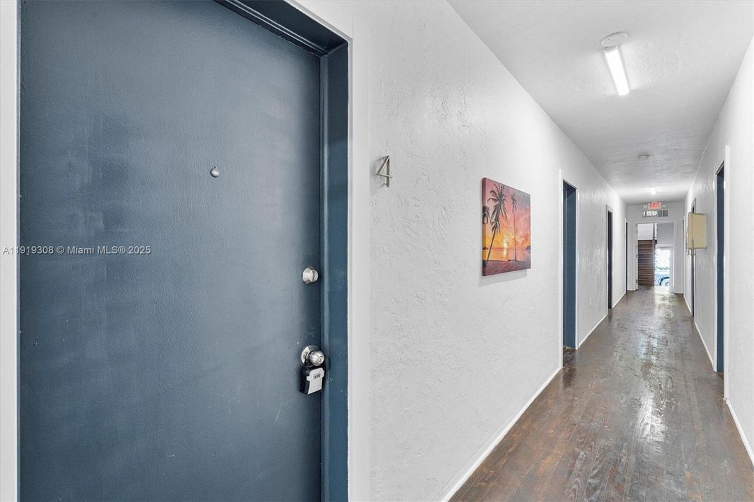 En Renta: $1,750 (1 camas, 1 baños, 700 Pies cuadrados)