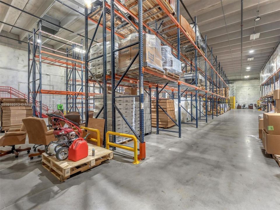 待售: $6,136,000 (0 贝兹, 0 浴室, 0 平方英尺)