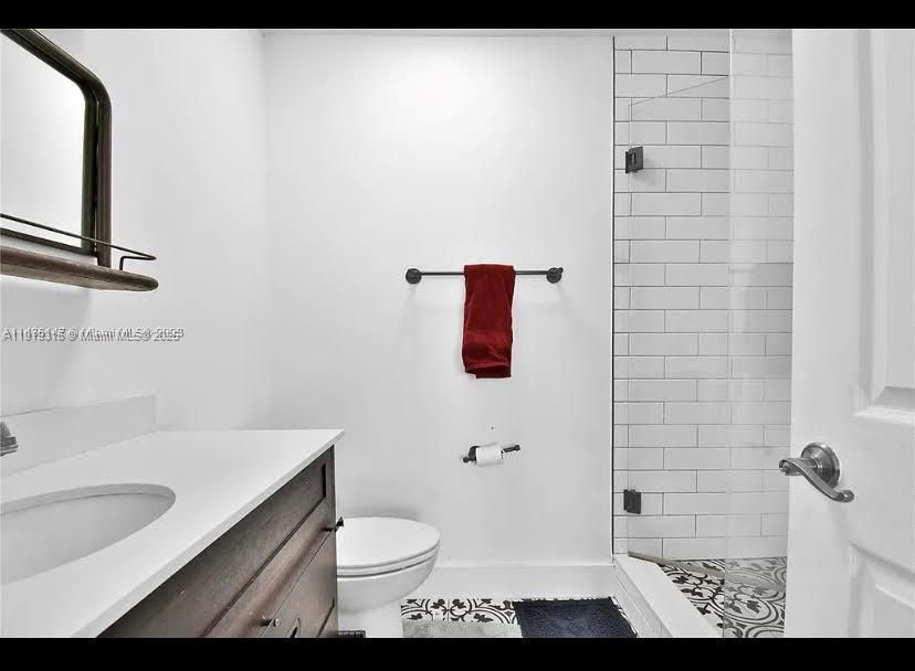 For Sale: $279,900 (3 beds, 2 baths, 1176 Square Feet)