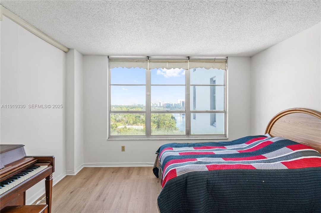 В аренду: $3,000 (1 спален, 2 ванн, 1081 Квадратных фут)