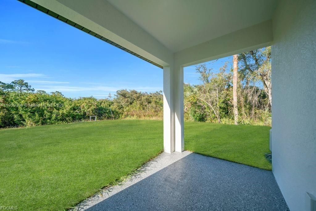 待售: $288,000 (3 贝兹, 2 浴室, 0 平方英尺)