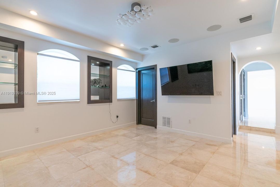 family room/playroom