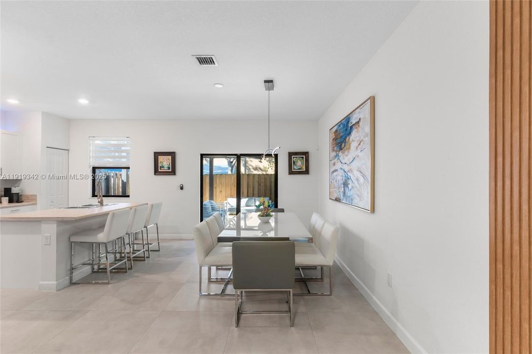 En Renta: $3,500 (3 camas, 2 baños, 1820 Pies cuadrados)