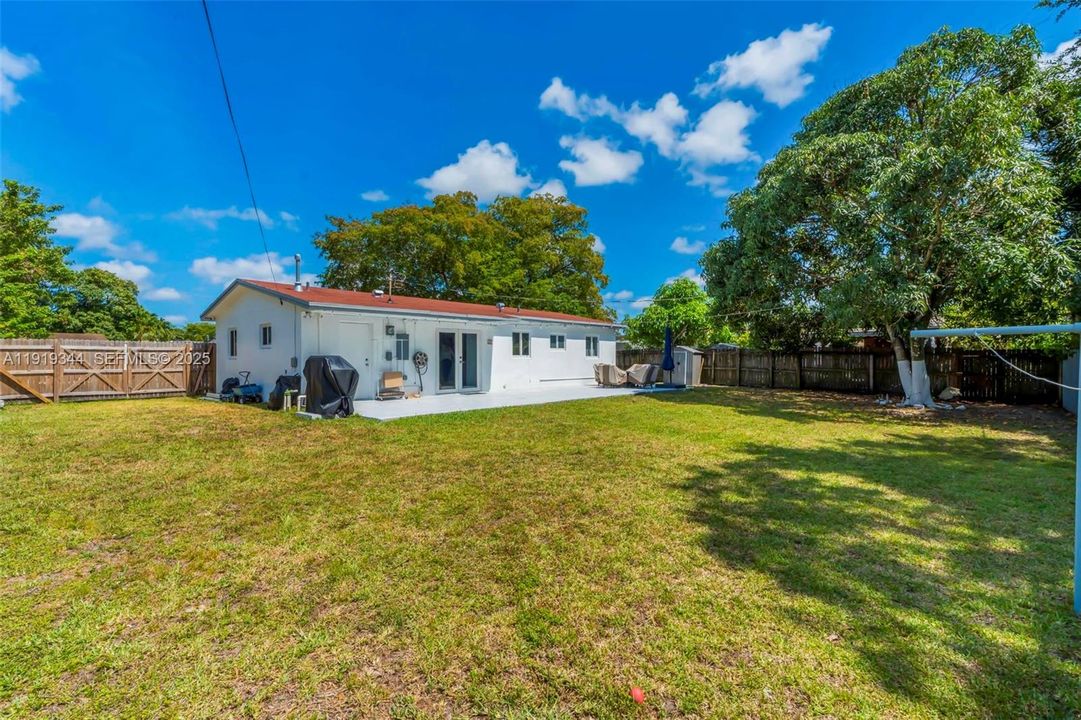 待售: $499,900 (3 贝兹, 2 浴室, 1056 平方英尺)