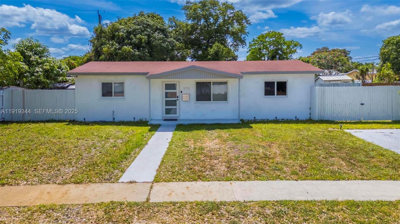 待售: $499,900 (3 贝兹, 2 浴室, 1056 平方英尺)