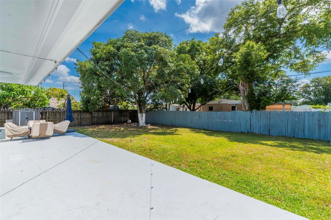 待售: $499,900 (3 贝兹, 2 浴室, 1056 平方英尺)