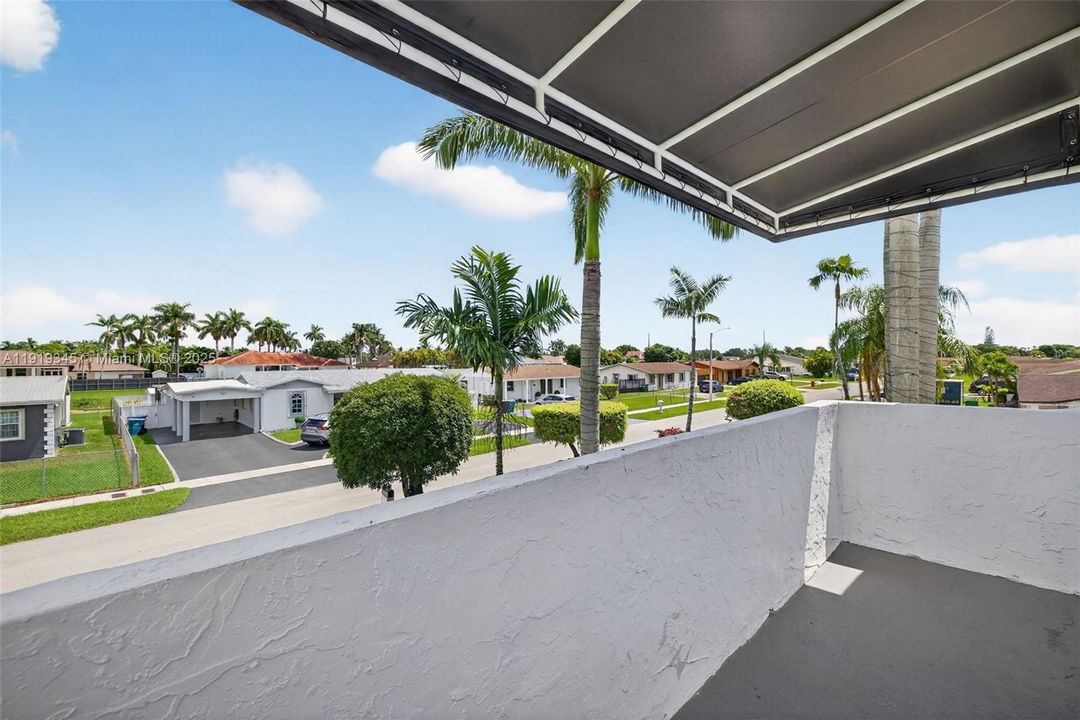 待售: $940,017 (6 贝兹, 4 浴室, 4189 平方英尺)