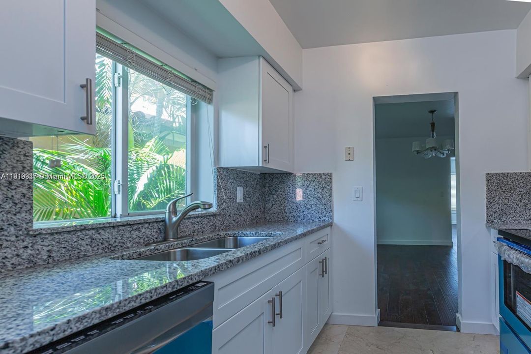 For Sale: $1,600,000 (0 beds, 0 baths, 1600 Square Feet)