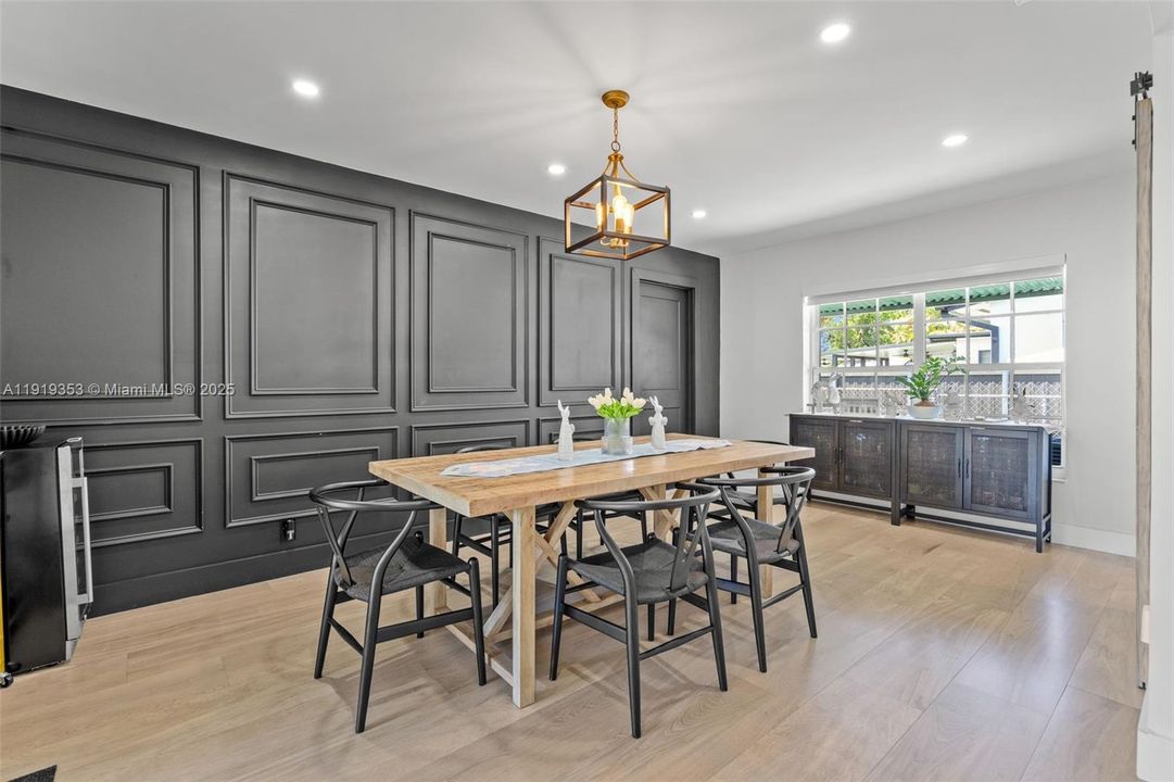 For Sale: $849,999 (4 beds, 3 baths, 1764 Square Feet)