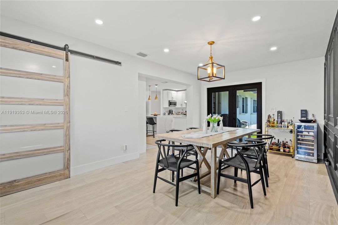 For Sale: $849,999 (4 beds, 3 baths, 1764 Square Feet)