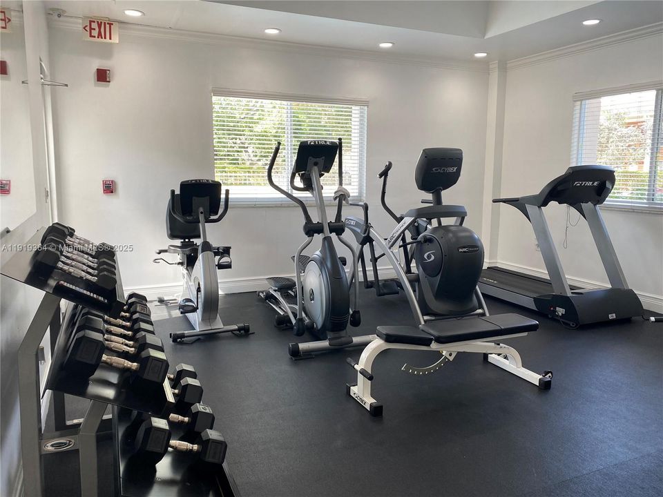 Active With Contract: $2,995 (2 beds, 2 baths, 55096 Square Feet)