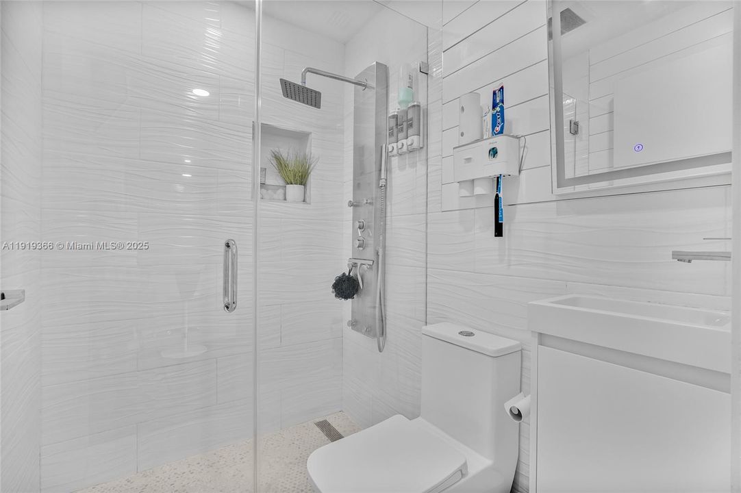 待售: $499,000 (3 贝兹, 2 浴室, 1297 平方英尺)