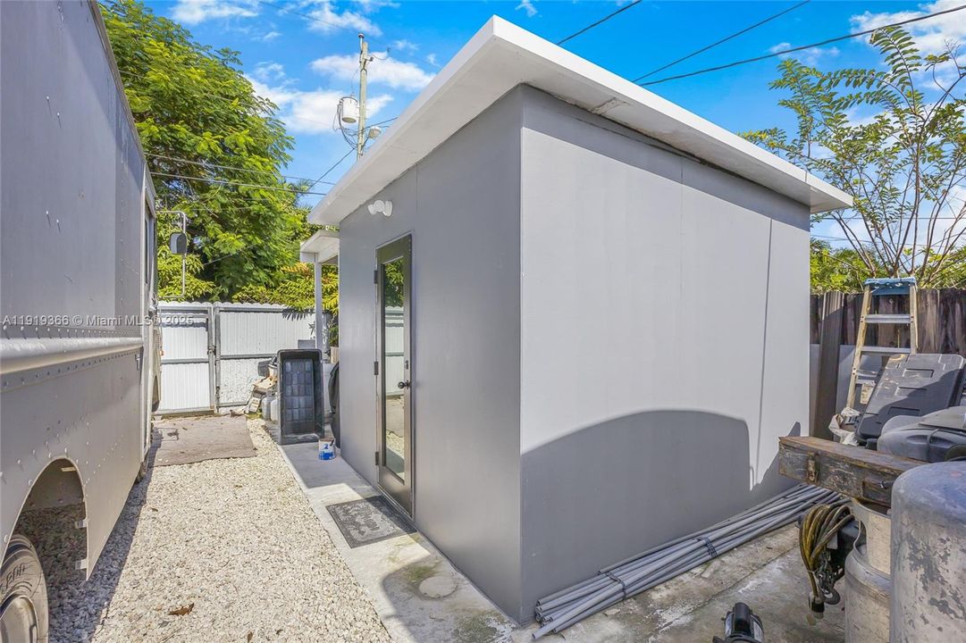 待售: $499,000 (3 贝兹, 2 浴室, 1297 平方英尺)