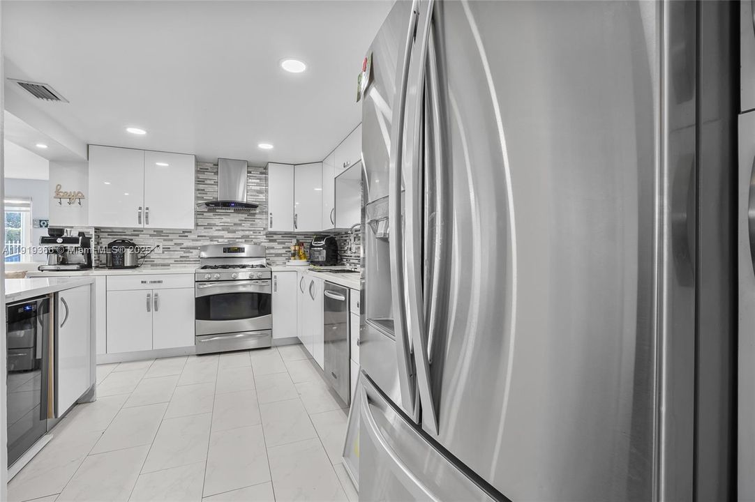 待售: $499,000 (3 贝兹, 2 浴室, 1297 平方英尺)