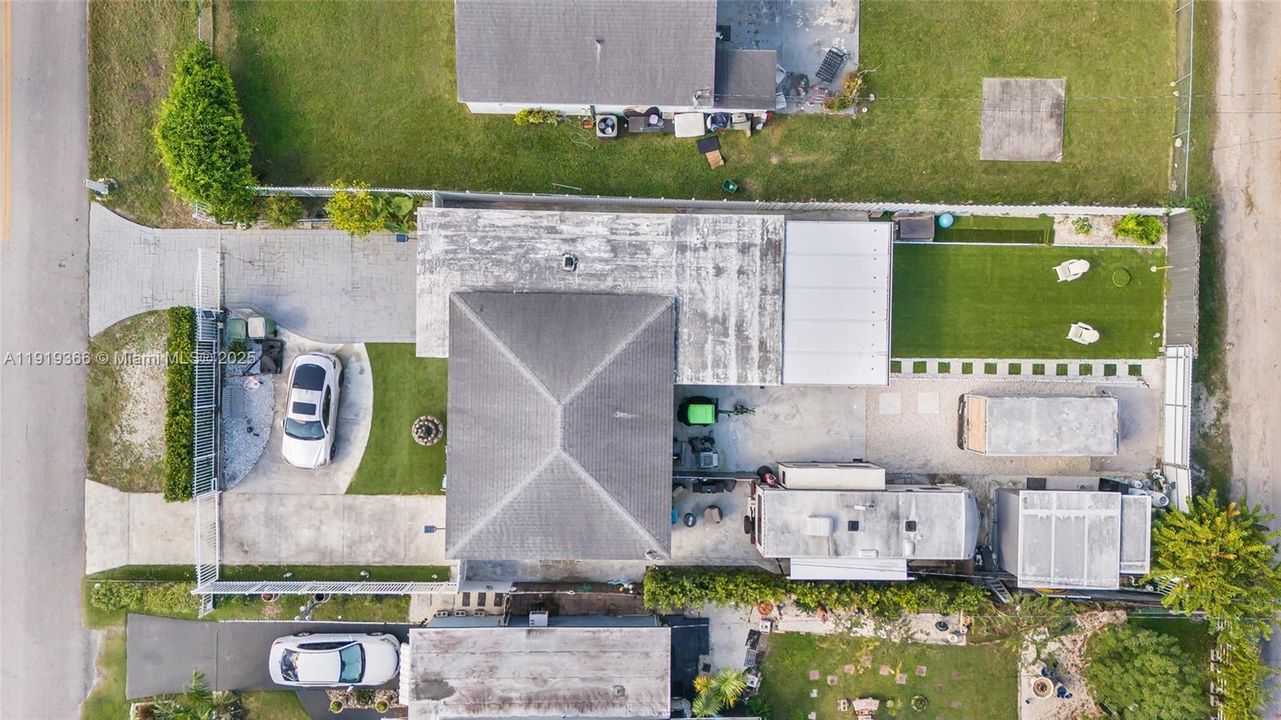 待售: $499,000 (3 贝兹, 2 浴室, 1297 平方英尺)