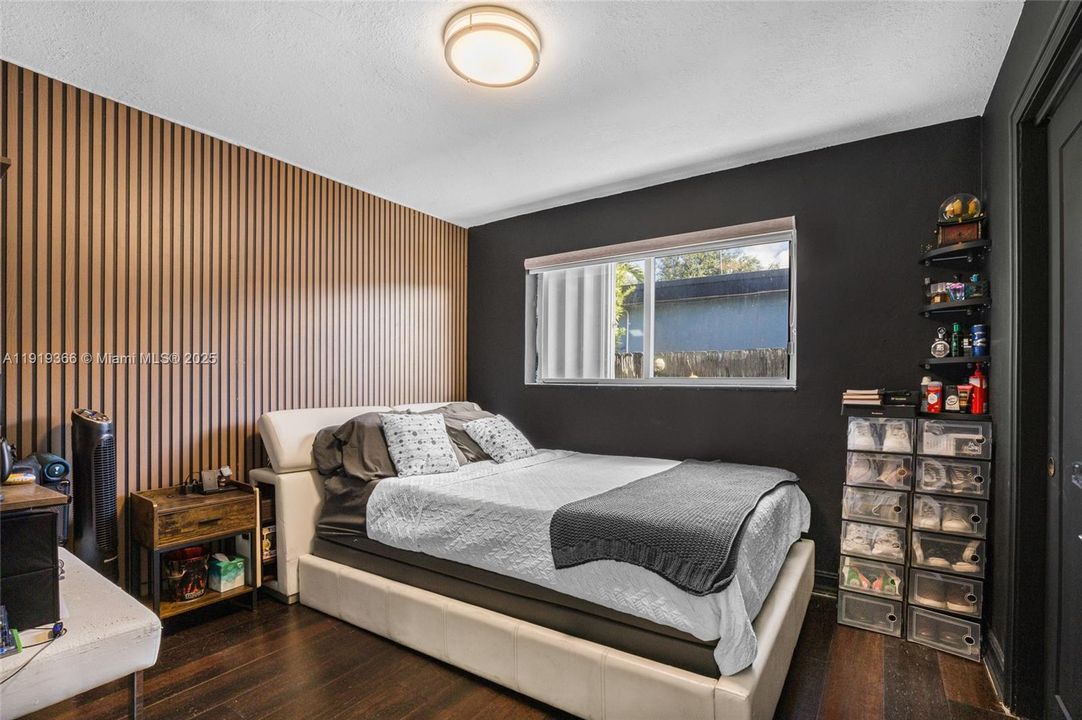 待售: $499,000 (3 贝兹, 2 浴室, 1297 平方英尺)