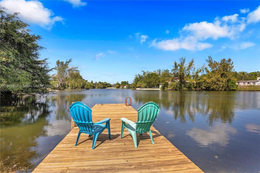 For Sale: $1,735,000 (5 beds, 3 baths, 2980 Square Feet)