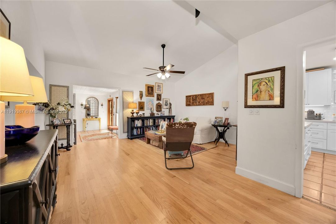 For Sale: $1,735,000 (5 beds, 3 baths, 2980 Square Feet)