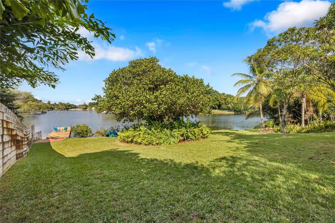 For Sale: $1,735,000 (5 beds, 3 baths, 2980 Square Feet)