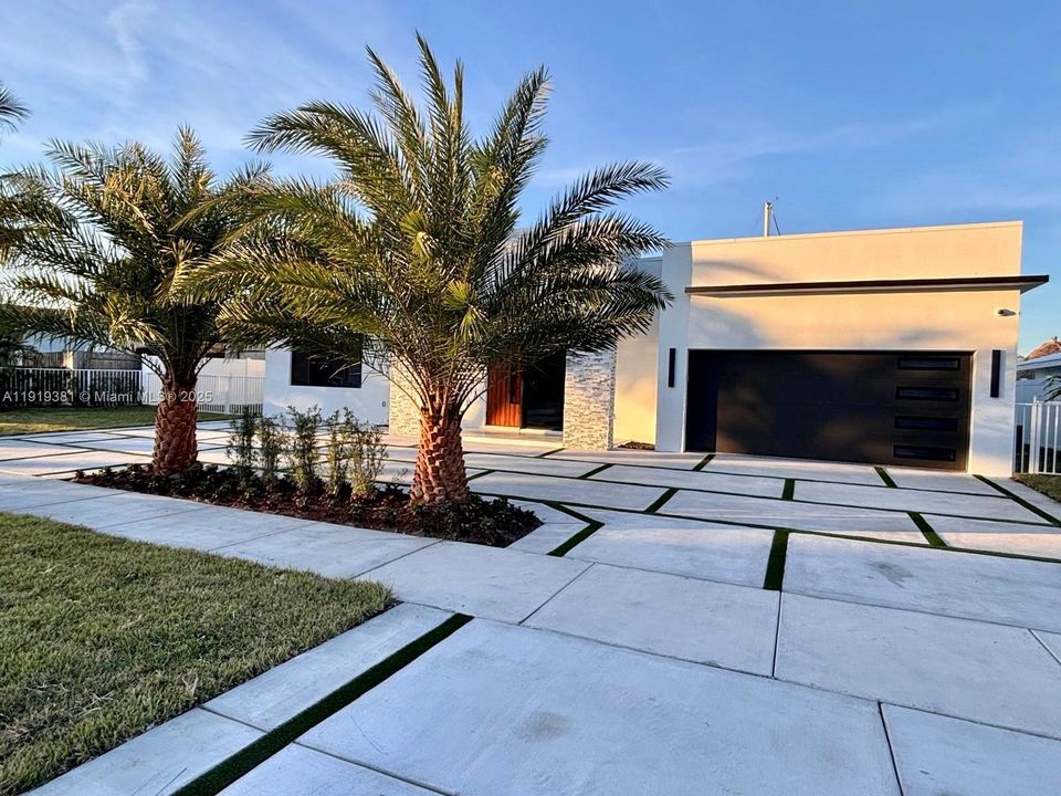 待售: $1,999,000 (3 贝兹, 3 浴室, 2087 平方英尺)