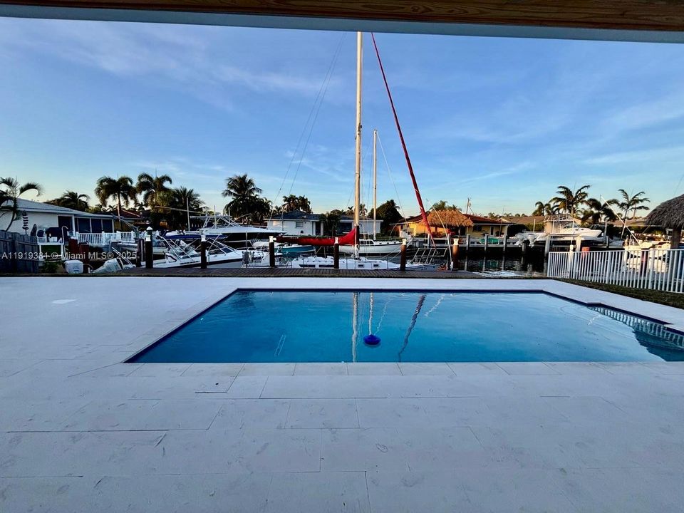 待售: $1,999,000 (3 贝兹, 3 浴室, 2087 平方英尺)