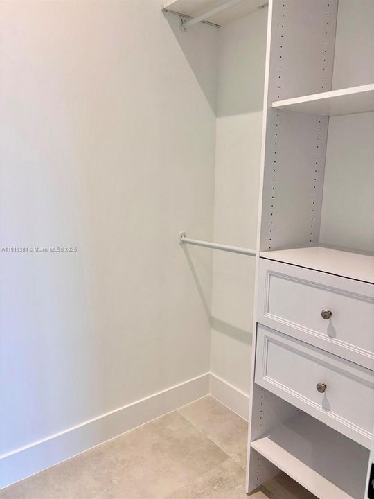 待售: $1,999,000 (3 贝兹, 3 浴室, 2087 平方英尺)