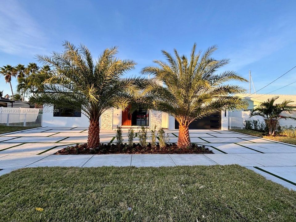 待售: $1,999,000 (3 贝兹, 3 浴室, 2087 平方英尺)