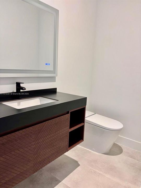 待售: $1,999,000 (3 贝兹, 3 浴室, 2087 平方英尺)