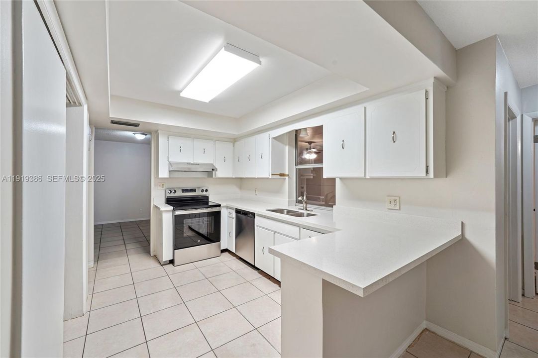 待售: $485,000 (3 贝兹, 2 浴室, 1288 平方英尺)