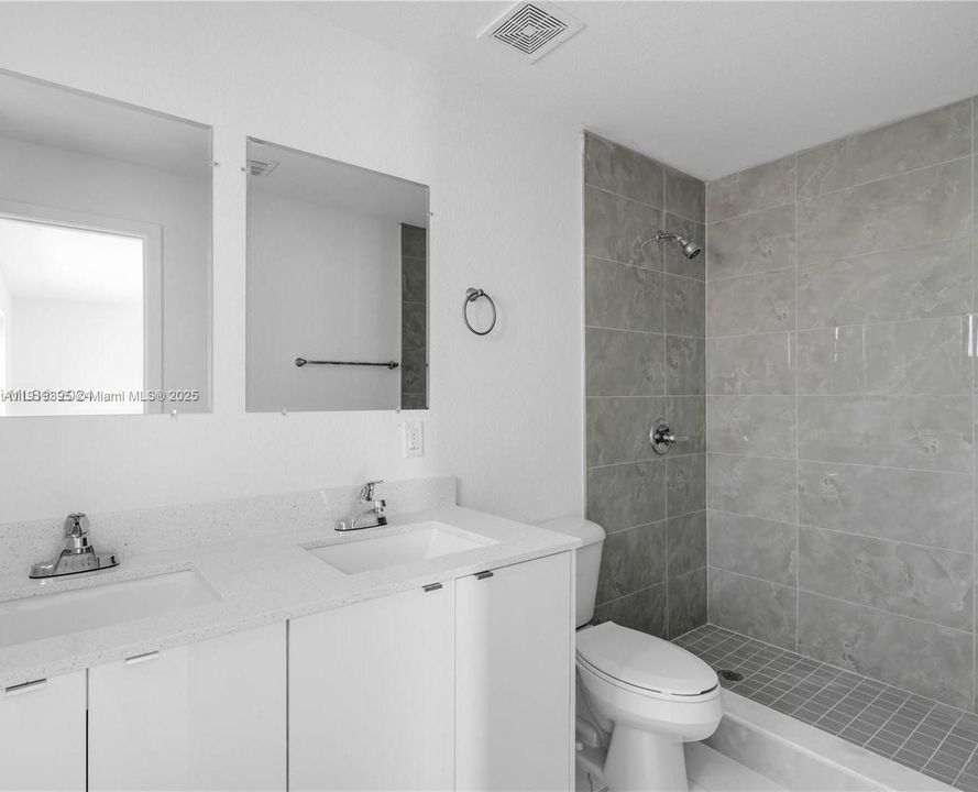 En Venta: $840,000 (4 camas, 3 baños, 1802 Pies cuadrados)