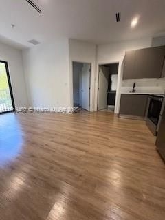 В аренду: $2,650 (2 спален, 2 ванн, 0 Квадратных фут)