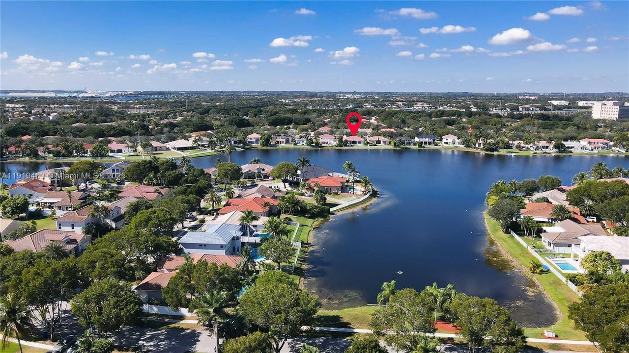 For Sale: $880,000 (4 beds, 2 baths, 2414 Square Feet)