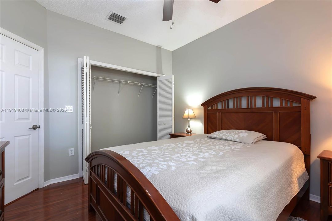 For Sale: $880,000 (4 beds, 2 baths, 2414 Square Feet)