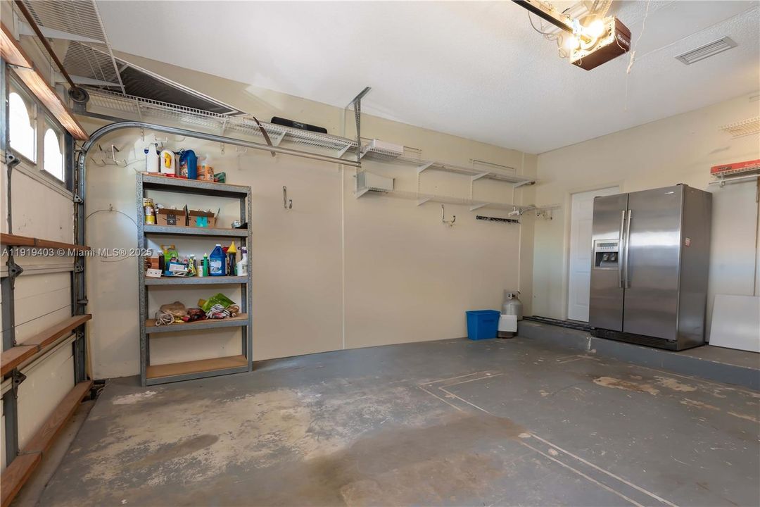 For Sale: $880,000 (4 beds, 2 baths, 2414 Square Feet)