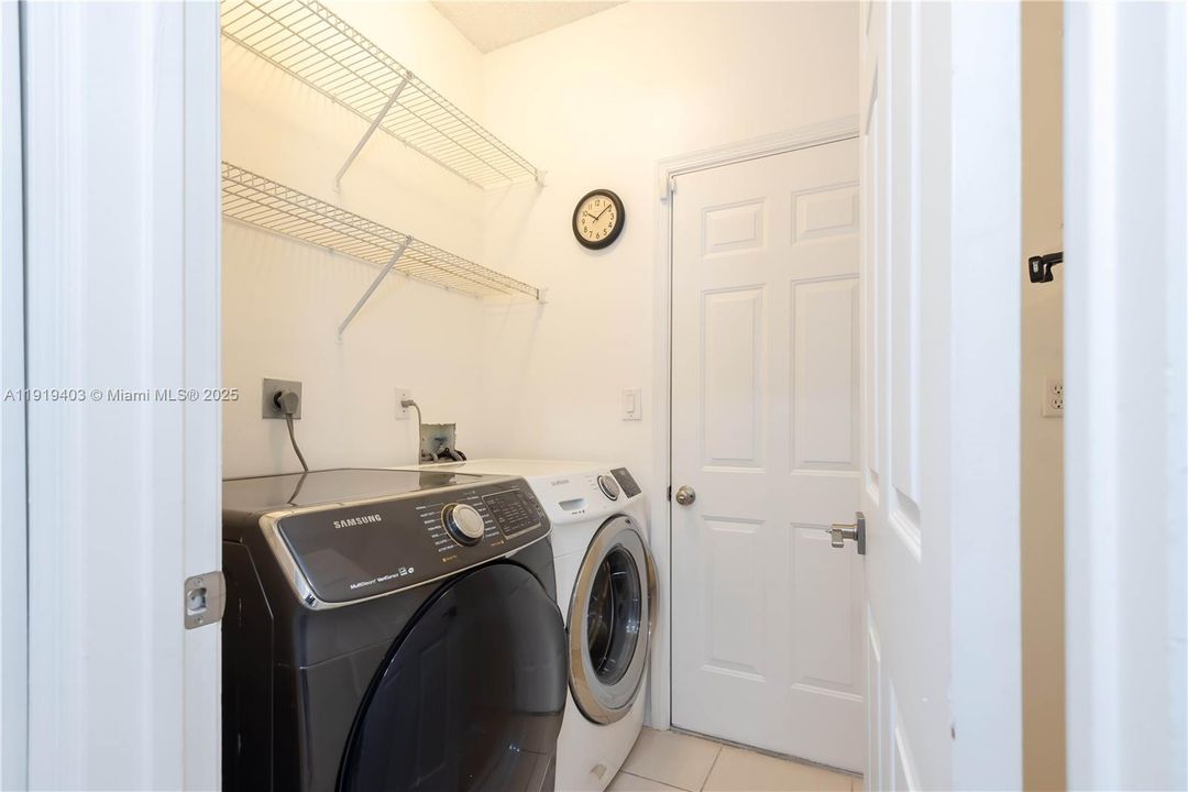 For Sale: $880,000 (4 beds, 2 baths, 2414 Square Feet)