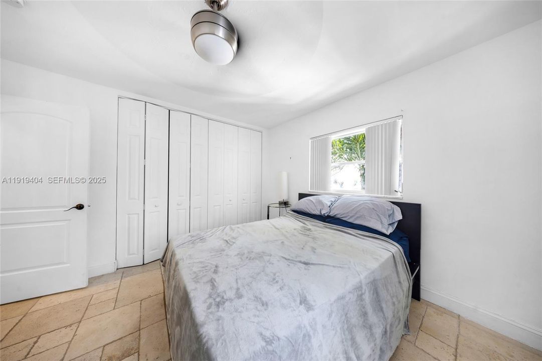 For Rent: $2,200 (1 beds, 1 baths, 536 Square Feet)