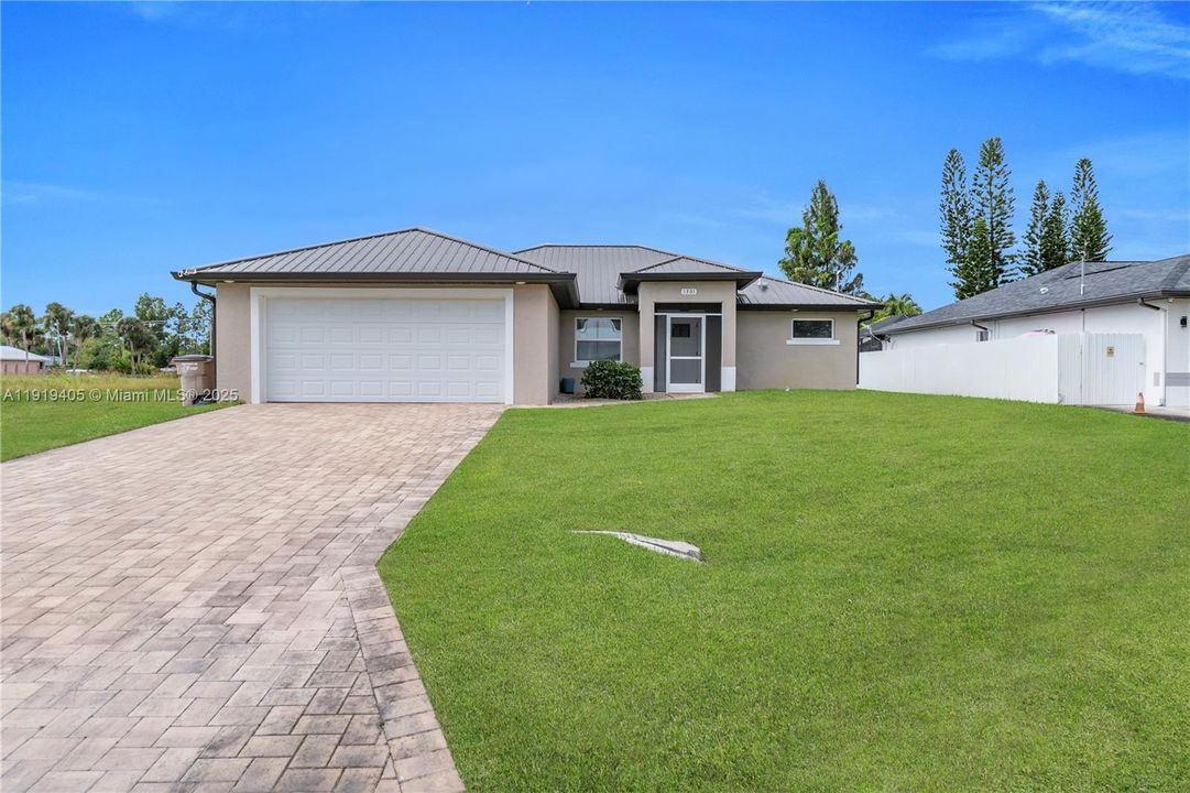 На продажу: $350,000 (4 спален, 2 ванн, 0 Квадратных фут)