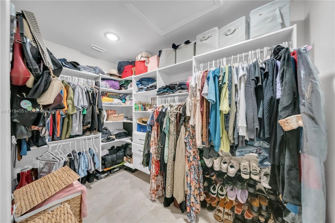 На продажу: $350,000 (4 спален, 2 ванн, 0 Квадратных фут)