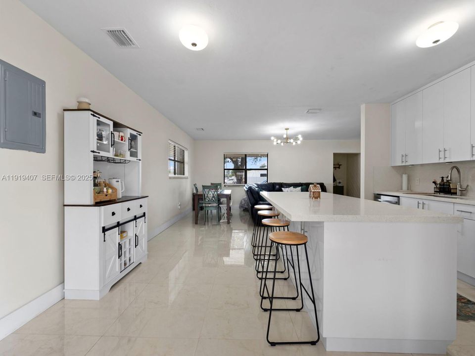 На продажу: $564,000 (3 спален, 2 ванн, 1262 Квадратных фут)